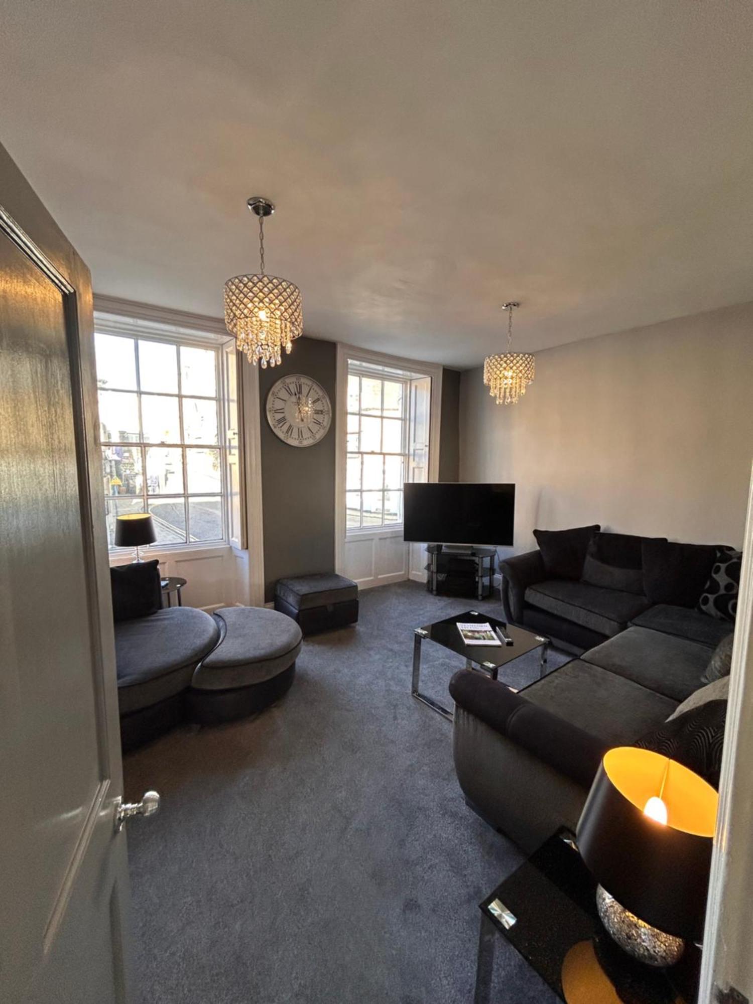 No1 Townhouse - Luxury Spacious 2 Bedroom Townhouse, Central Location Stamford Extérieur photo