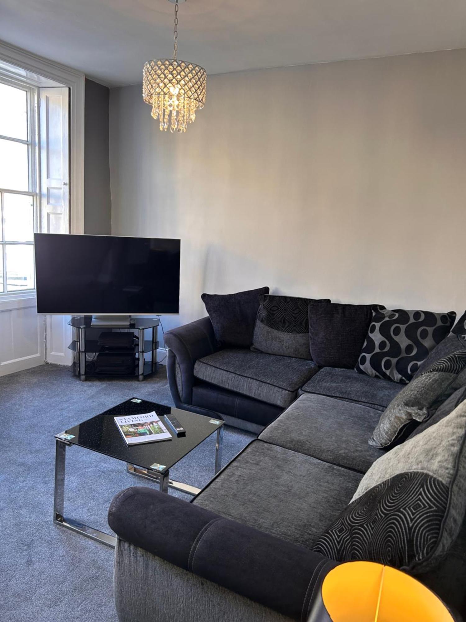 No1 Townhouse - Luxury Spacious 2 Bedroom Townhouse, Central Location Stamford Extérieur photo